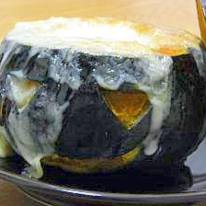 ハロウィンに!レンジで♪ジャックランタンかぼちゃ
